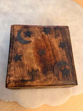 Vintage Celestial Moon and Stars Inlay Wood Trinket Box